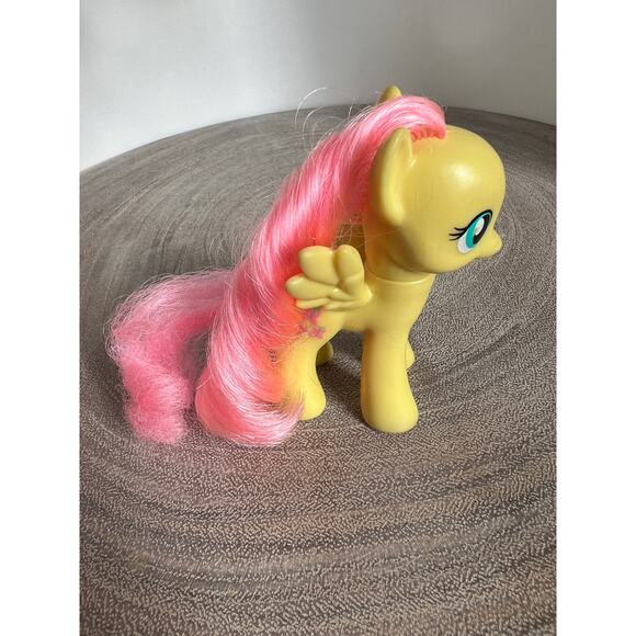 My Little Pony Lot 2010 and Pinkie Pie Pony McDonald's 2014 Toy - Picture 5 of 6